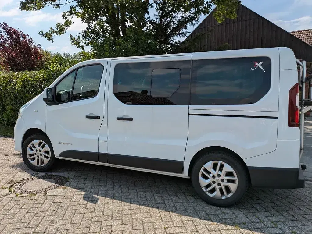 Gebraucht Renault Trafic 125 PS (91 kW) 2016 Weiß Van / Kleinbus
