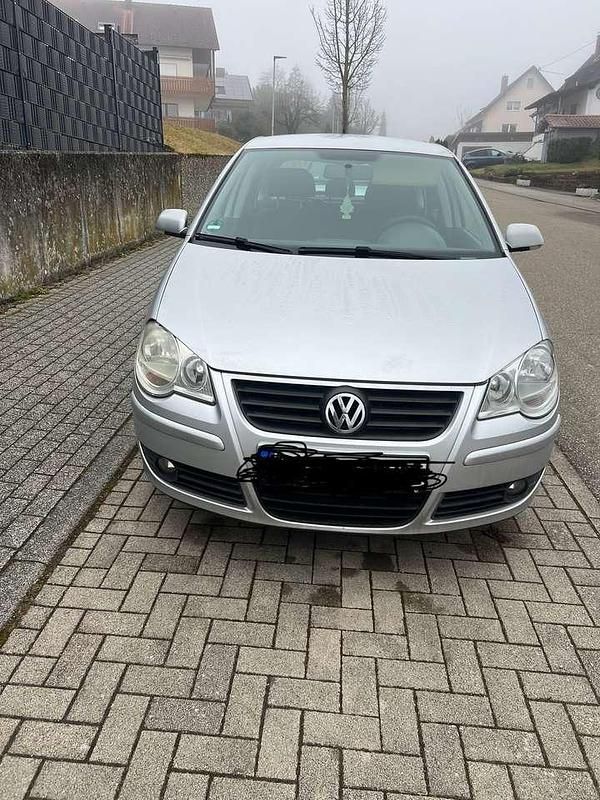 Gebraucht VW Polo 75 PS (55 kW) 2006 Silber Kleinwagen