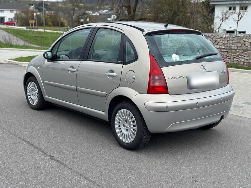 Gebraucht Citroën C3 88 PS (64 kW) 2005 Andere farben Kleinwagen