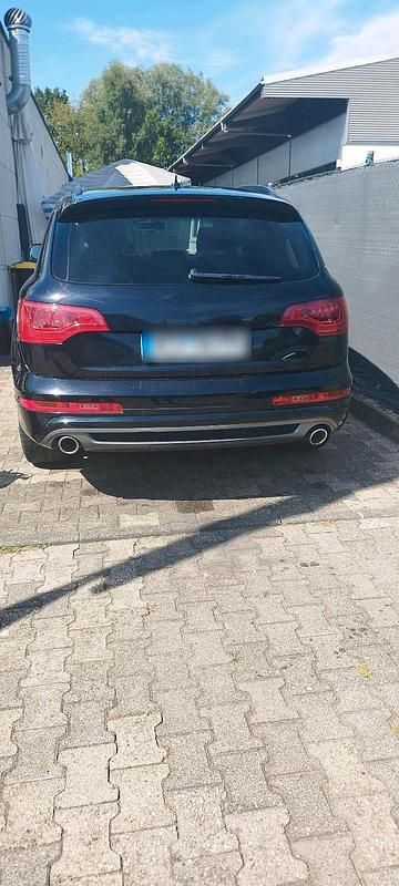 Schwarz Gebraucht 2012 Audi Q7 SUV | 13.000 € (Guter Preis) - Bild 1/4