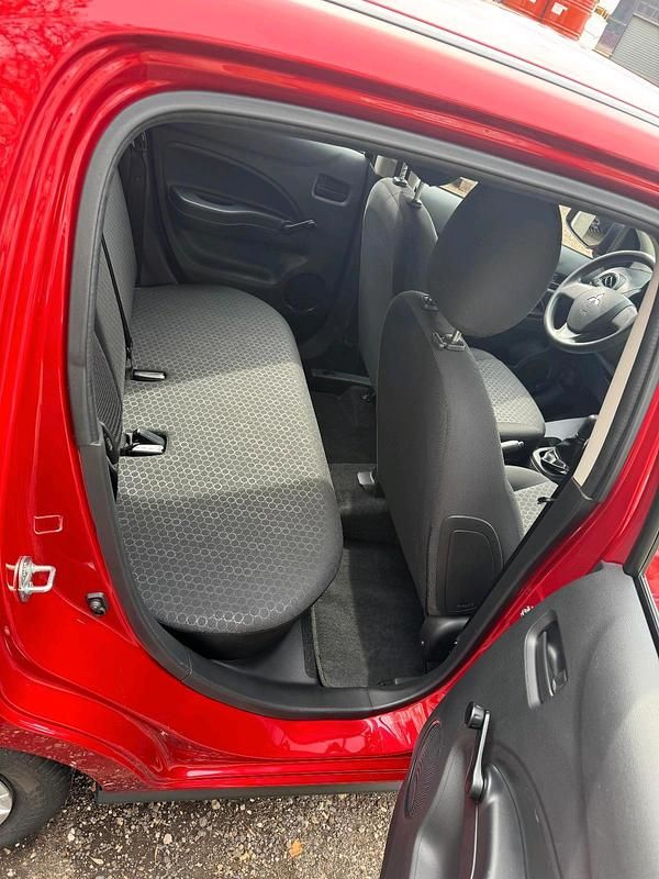 Gebraucht Mitsubishi Space Star 71 PS (52 kW) 2014 Rot Van / Kleinbus