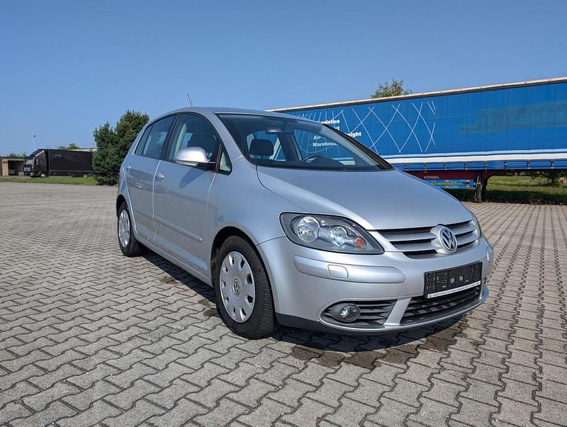 Gebraucht VW Golf V 105 PS (77 kW) 2005 Silber Kleinwagen
