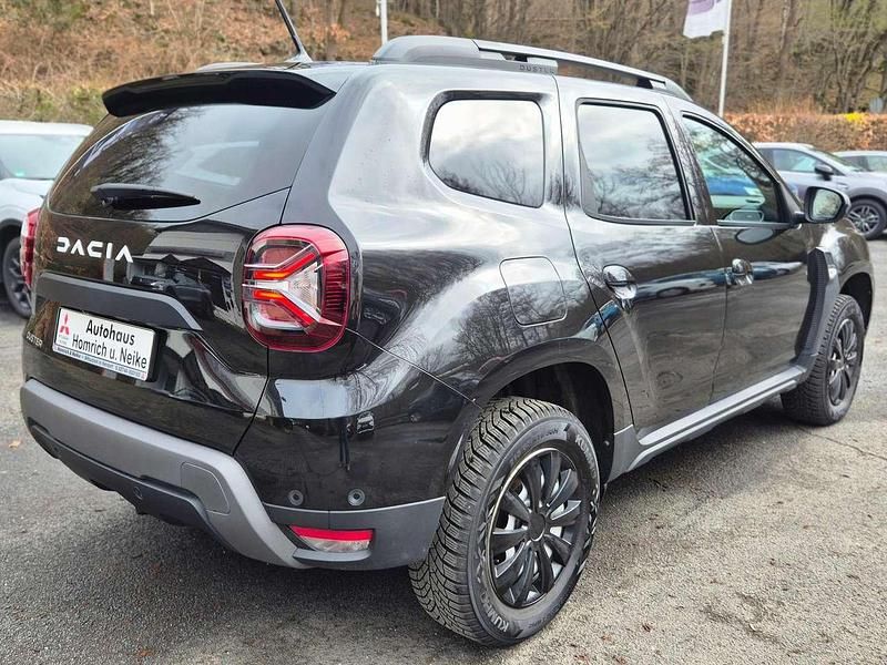Gebraucht Dacia Duster 131 PS (96 kW) 2024 Schwarz SUV