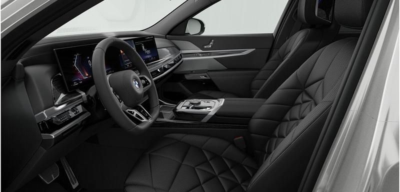 Gebraucht BMW 740 Comfort Edition 299 PS (219 kW) 2025 Weiß Limousine