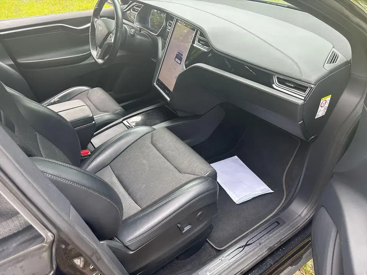 Gebraucht Tesla Model X 244 kW (332 PS) 2017 Schwarz SUV