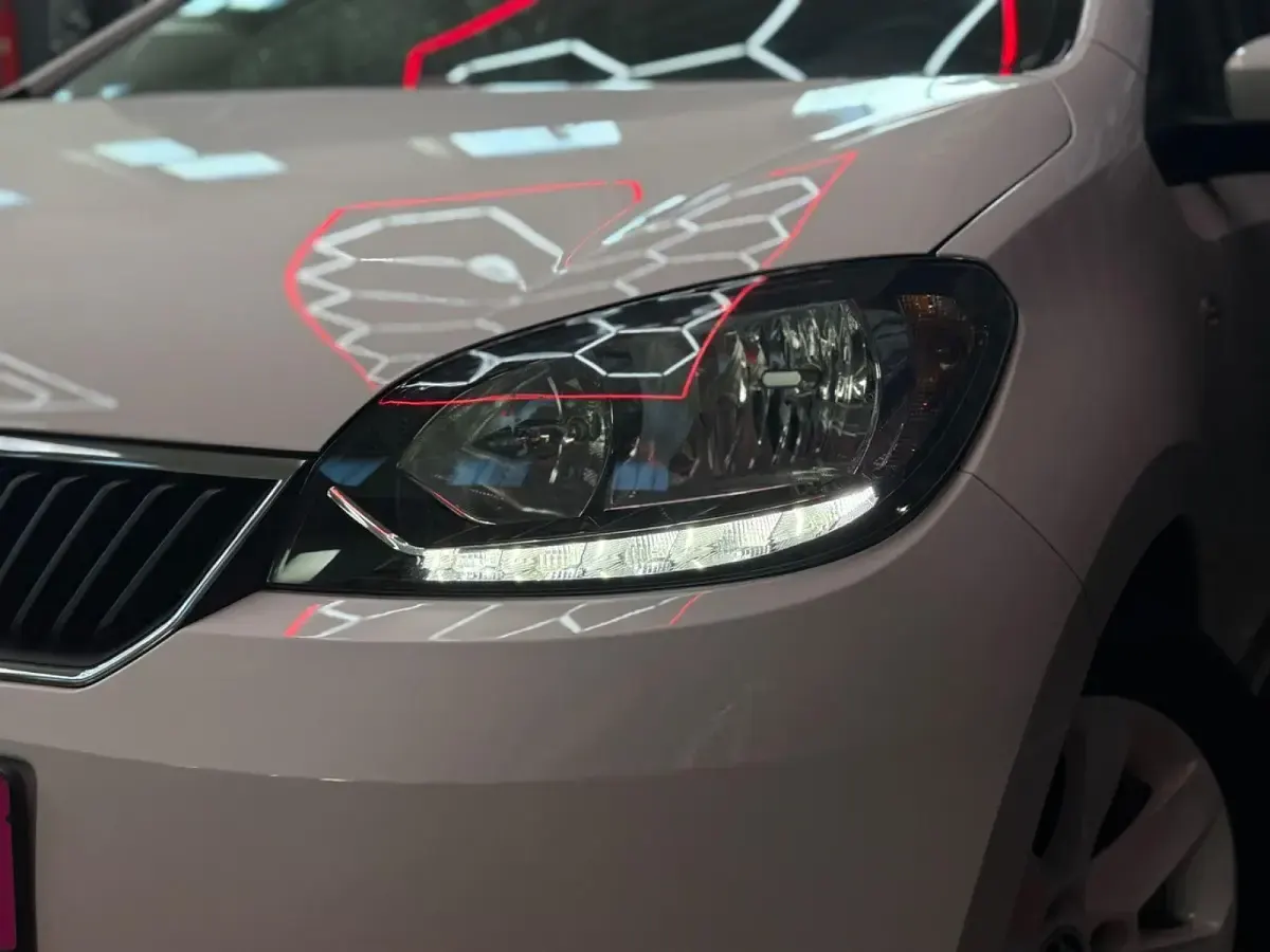 Gebraucht Skoda Citigo Style 60 PS (44 kW) 2017 Weiß Kleinwagen