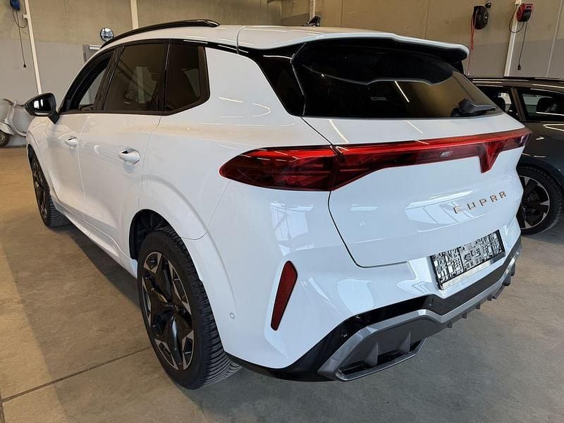 Second-hand Cupra Terramar 150 CP (110 kW) 2025 Alb SUV