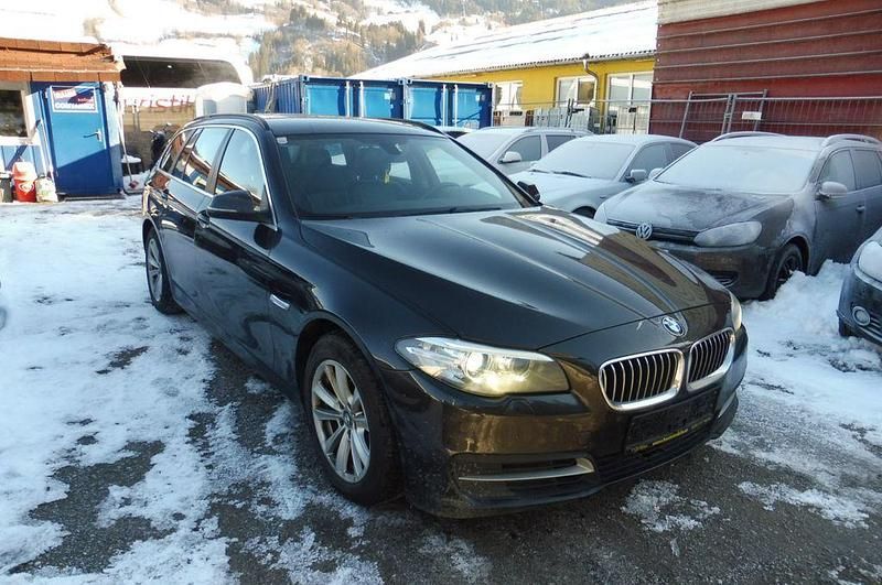Gebraucht BMW 518 143 PS (105 kW) 2014 Schwarz Kombi