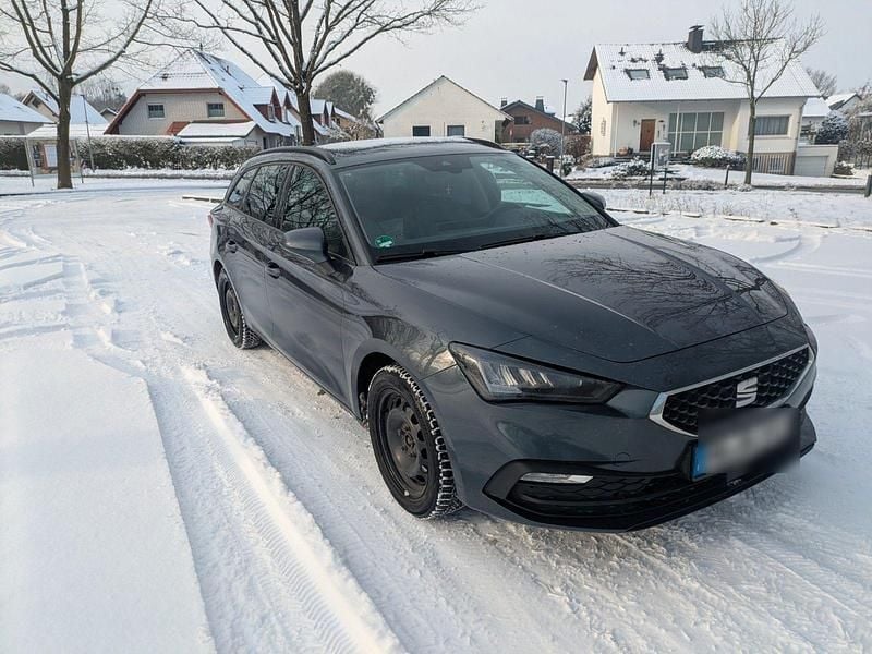 Grau Gebraucht 2020 Seat Leon Style Kombi | 17.000 € (Fairer Preis) - Bild 1/4