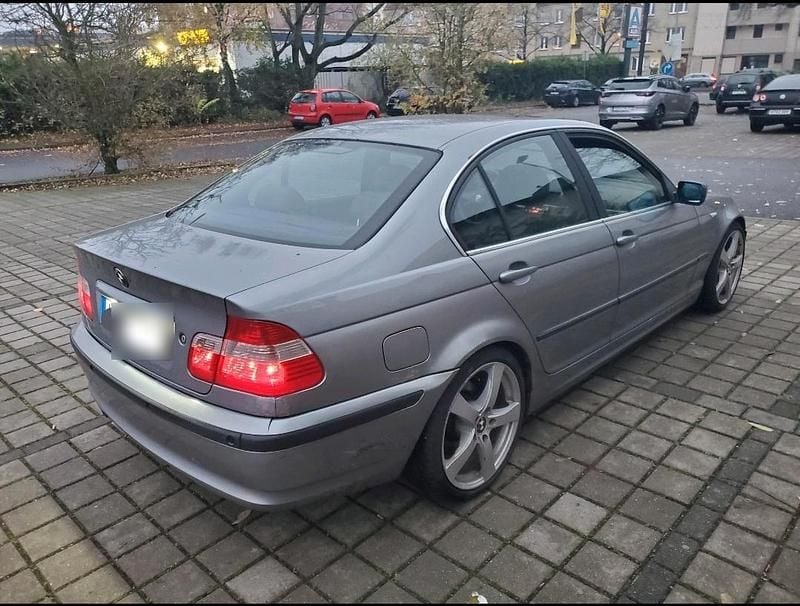 Gebraucht BMW 325 192 PS (141 kW) 2004 Limousine