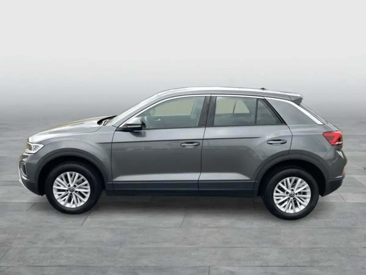 Gebraucht VW T-Roc Basis 116 PS (85 kW) 2022 Grau SUV
