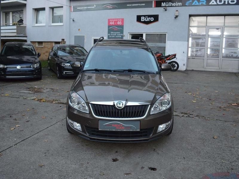 Gebraucht Skoda Roomster Plus Edition 86 PS (63 kW) 2012 Beige Van / Kleinbus