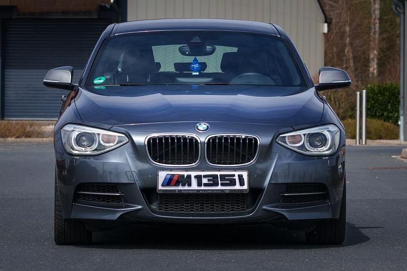 Gebraucht BMW M135 Performance 320 PS (235 kW) 2012 Silber Kleinwagen