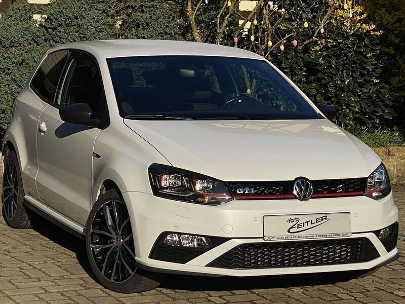 Oryxweiß perlmutteffekt Gebraucht 2017 VW Polo Select Kleinwagen | 13.450 € (Guter Preis) - Bild 1/4