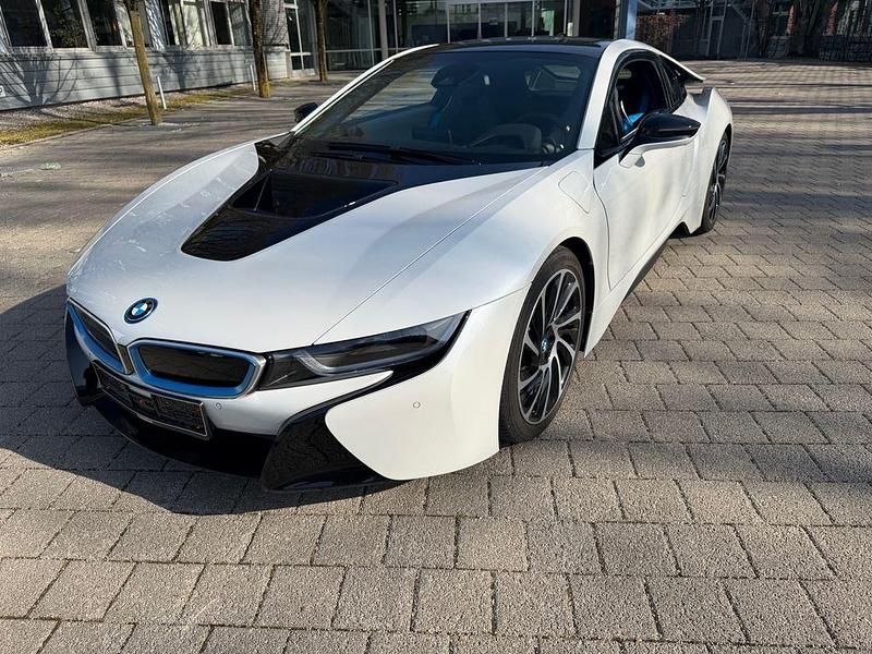 Gebraucht BMW i8 231 PS (169 kW) 2015 Weiß Coupé