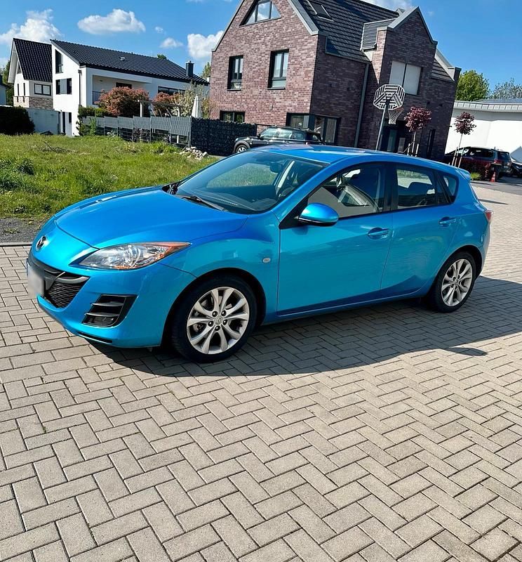 Second-hand Mazda 3 150 CP (110 kW) 2010 Albastru Break