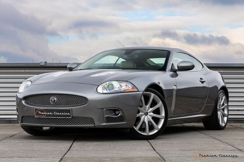 Grau Gebraucht 2007 Jaguar XKR Supercharged Coupé | 39.950 € - Bild 1/4