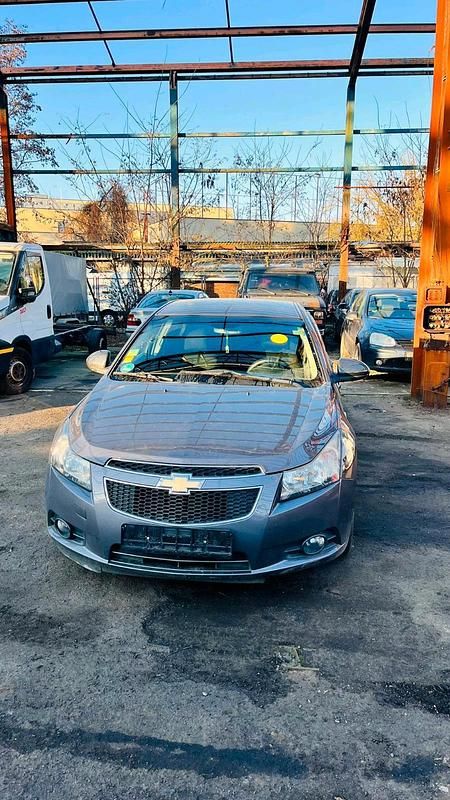 Gebraucht 2011 Chevrolet Cruze Limousine | 3.999 € (Fairer Preis) - Bild 1/4