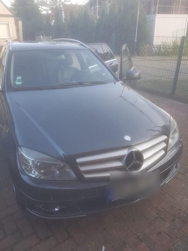 Grau Gebraucht 2009 Mercedes C220 Kombi | 5.800 € (Fairer Preis) - Bild 1/4