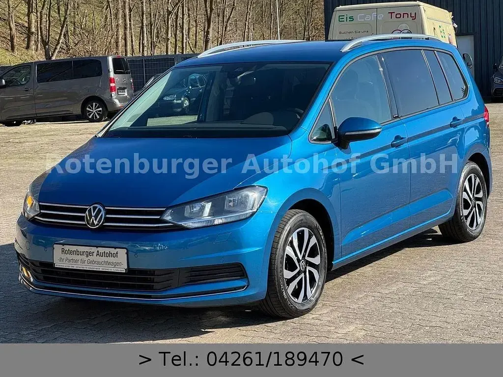 Gebraucht VW Touran Active 122 PS (89 kW) 2023 Blau Van / Kleinbus