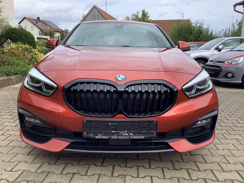 Sunset orange metallic Gebraucht 2021 BMW 118 Sport Line Kleinwagen | 24.900 € (Fairer Preis) - Bild 1/4
