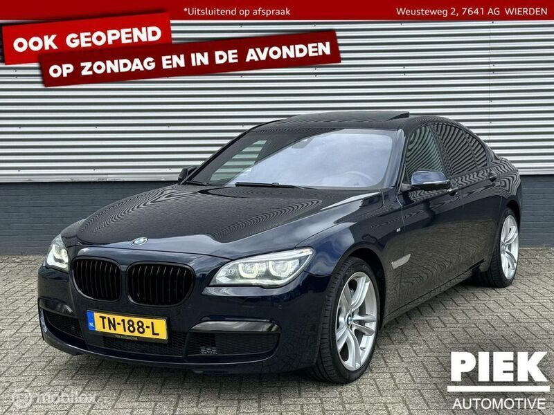 Blau Gebraucht 2014 BMW 750 Sport Line Limousine | 23.999 € (Etwas zu teuer) - Bild 1/1