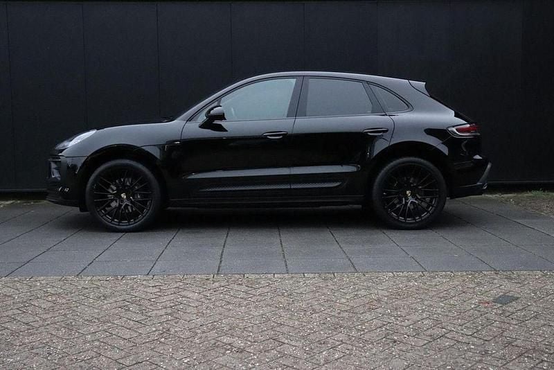 Gebraucht Porsche Macan 266 PS (195 kW) 2022 Schwarz SUV