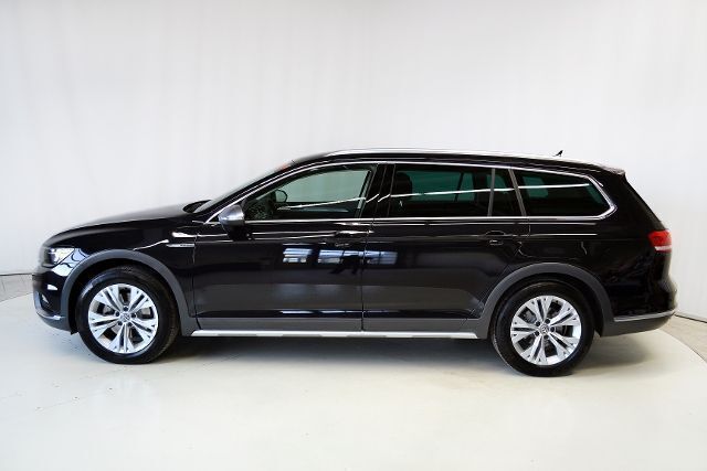 Gebraucht VW Passat Alltrack 150 PS (110 kW) 2016 Schwarz metallic Kombi