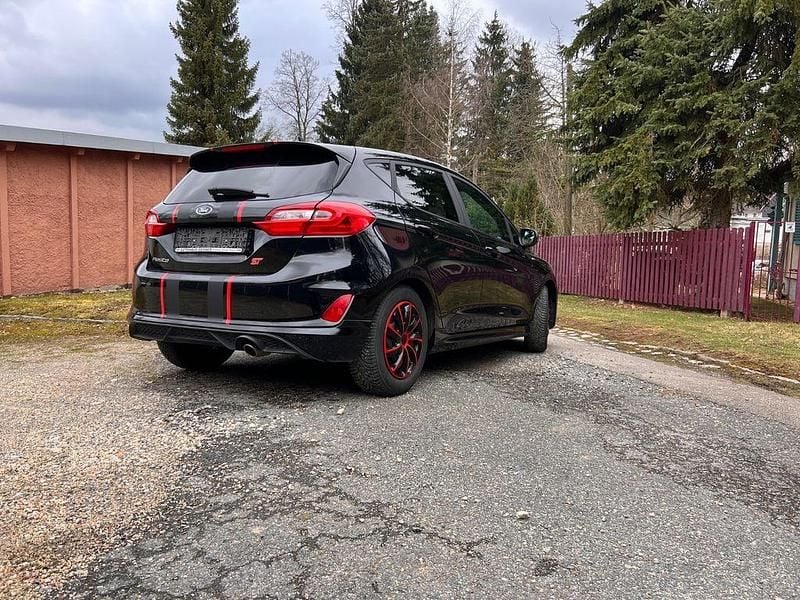 Gebraucht Ford Fiesta ST-Line 140 PS (102 kW) 2018 Schwarz Limousine