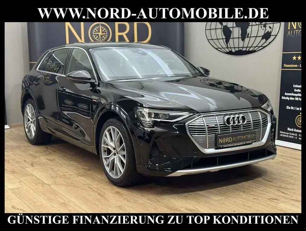 Second-hand Audi e-tron S-Line 230 kW (313 CP) 2021 Negru SUV