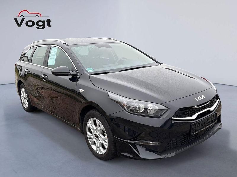 Gebraucht Kia Ceed Sportswagon 140 PS (102 kW) 2025 Schwarz Kombi