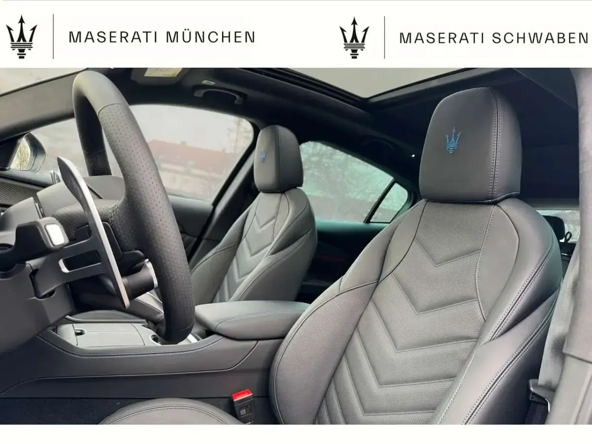 Gebraucht Maserati Grecale 530 PS (389 kW) 2026 Blau SUV