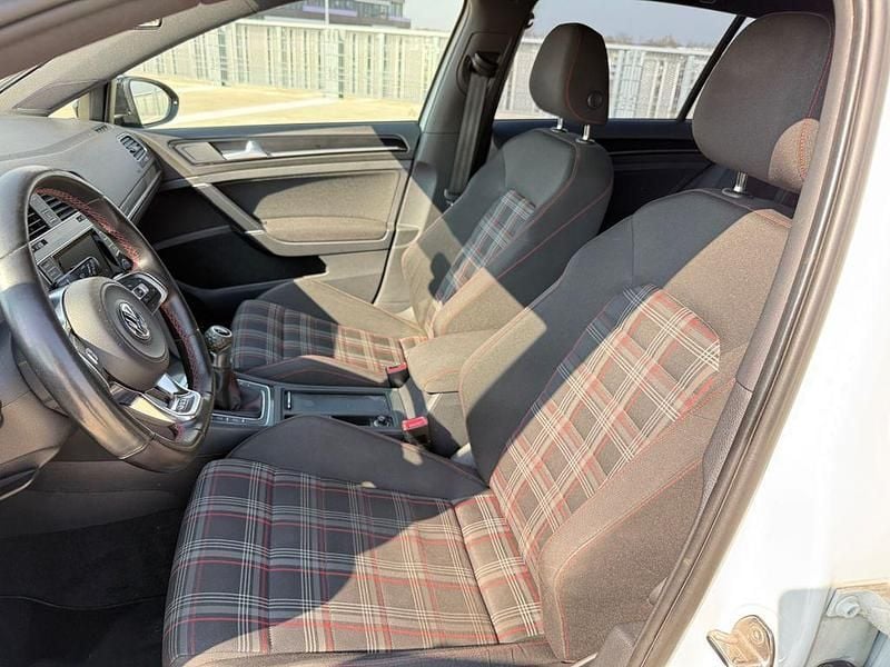 Gebraucht VW Golf VII GTI 220 PS (161 kW) 2013 Weiß Limousine