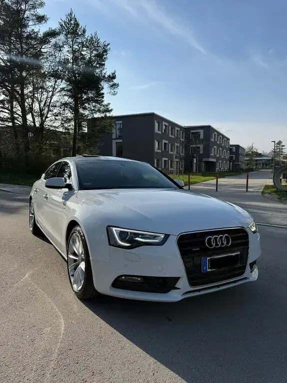 Gebraucht Audi A5 Sportback S-Line 245 PS (180 kW) 2016 Weiß Kleinwagen