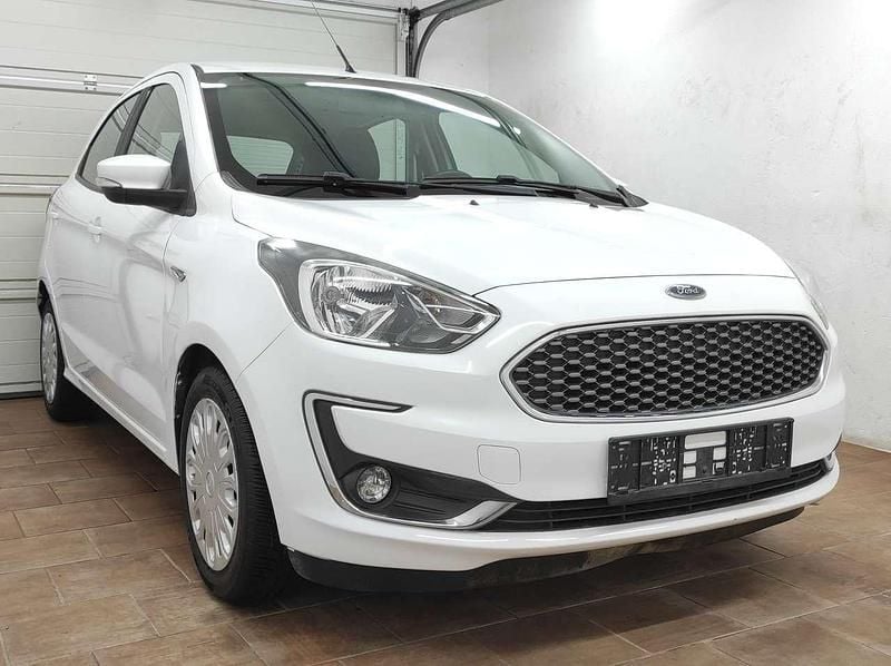 Gebraucht Ford Ka 69 PS (50 kW) 2019 Oxford white Limousine