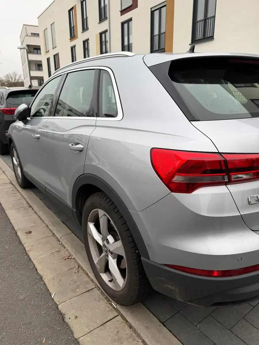 Second-hand Audi Q3 200 CP (147 kW) 2019 Argintiu SUV