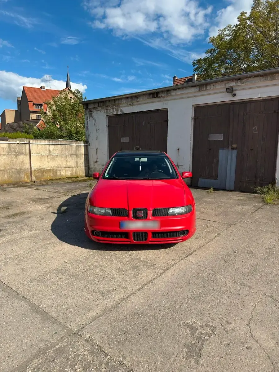 Gebraucht Seat Leon 179 PS (131 kW) 2000 Rot Kleinwagen