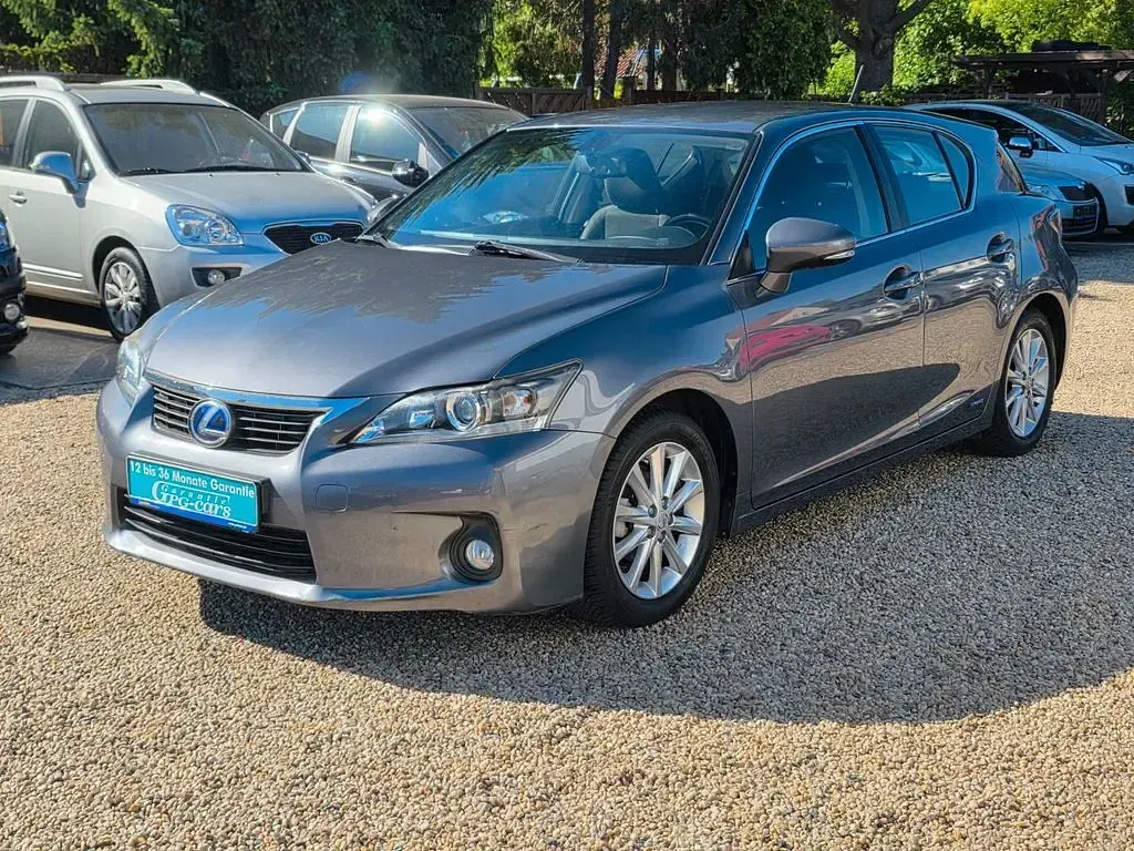 Gebraucht Lexus CT200h 136 PS (100 kW) 2011 Grau Limousine