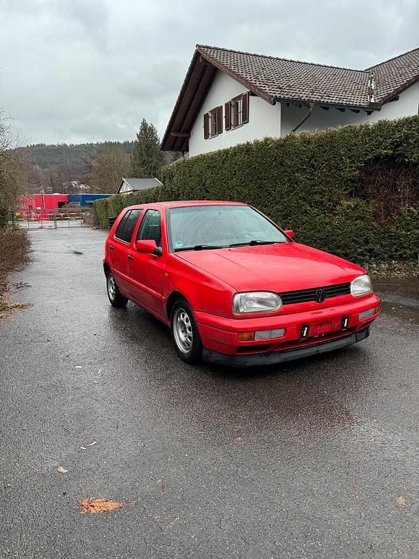 Gebraucht VW Golf III 75 PS (55 kW) 1997 Rot Limousine