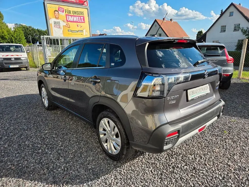 Gebraucht Suzuki SX4 S-Cross Comfort 129 PS (94 kW) 2022 Grau SUV