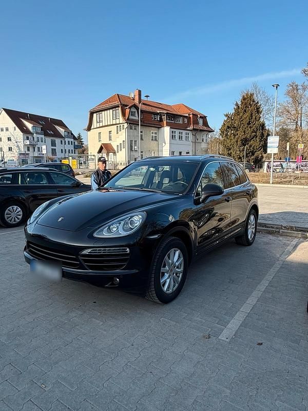 Gebraucht Porsche Cayenne 245 PS (180 kW) 2012 Schwarz SUV