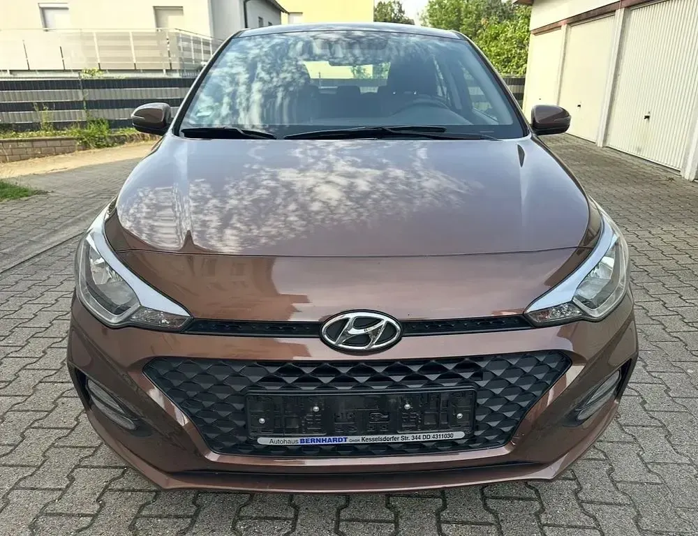 Gebraucht Hyundai i20 Active 84 PS (61 kW) 2019 Braun Kleinwagen