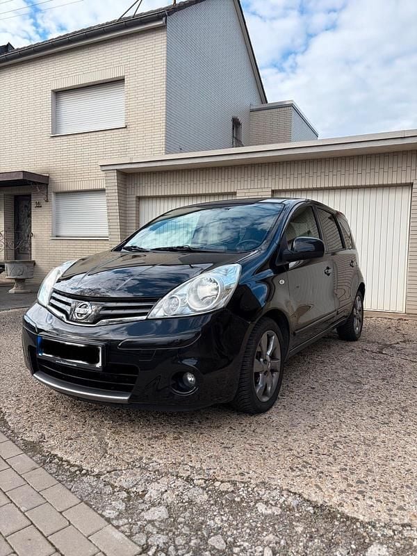 Second-hand Nissan Note 88 CP (64 kW) 2011 Negru Hatchback