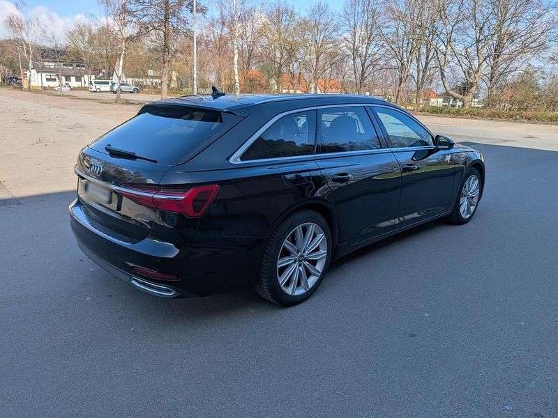 Gebraucht Audi A6 Ambiente 231 PS (169 kW) 2019 Schwarz Kombi