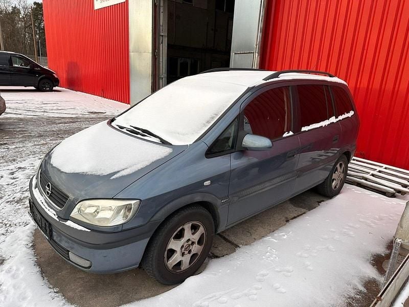 Blau Gebraucht 2001 Opel Zafira Van / Kleinbus | 700 € (Superpreis) - Bild 1/3