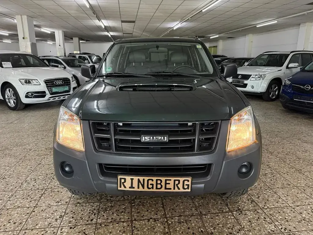 Gebraucht Isuzu D-Max 136 PS (100 kW) 2010 Grün Pickup