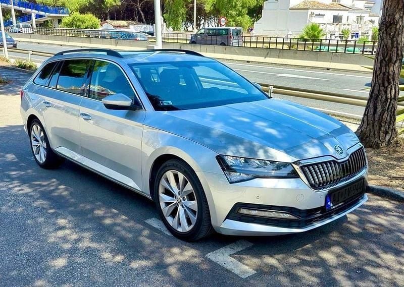 Gebraucht 2019 Skoda Superb Active Kombi | 18.900 € (Guter Preis) - Bild 1/4