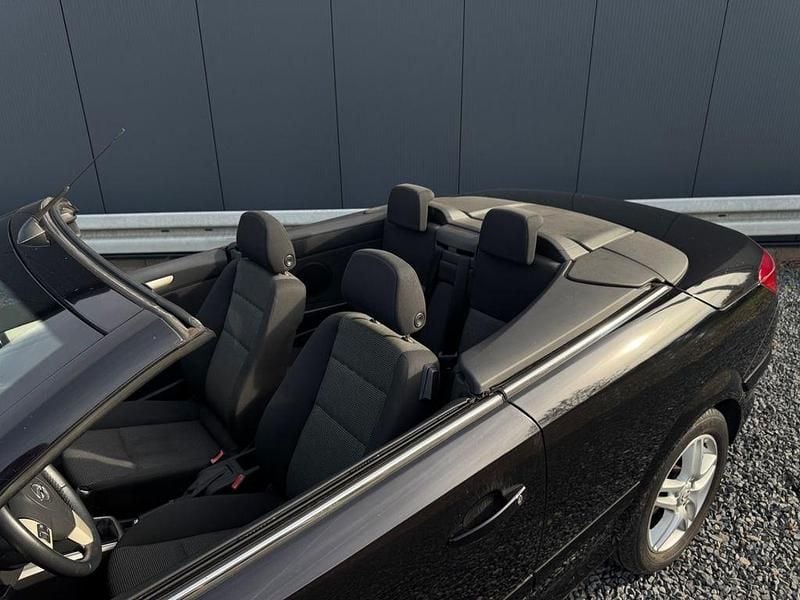 Gebraucht Opel Astra Cabriolet 116 PS (85 kW) 2007 Schwarz Cabrio