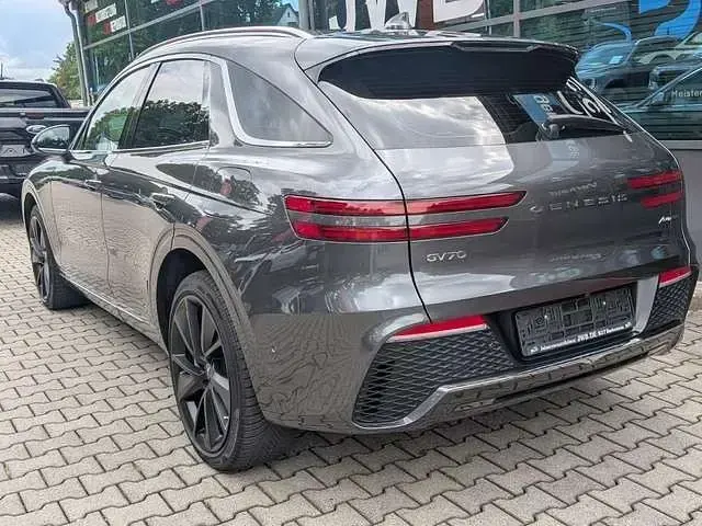 Gebraucht Genesis GV70 Sport 201 PS (147 kW) 2023 Grau metallic SUV