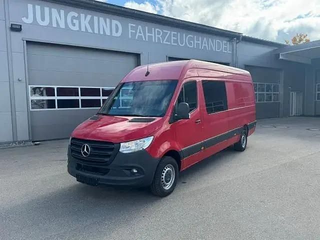Second-hand Mercedes Sprinter 190 CP (139 kW) 2017 Roșu Van